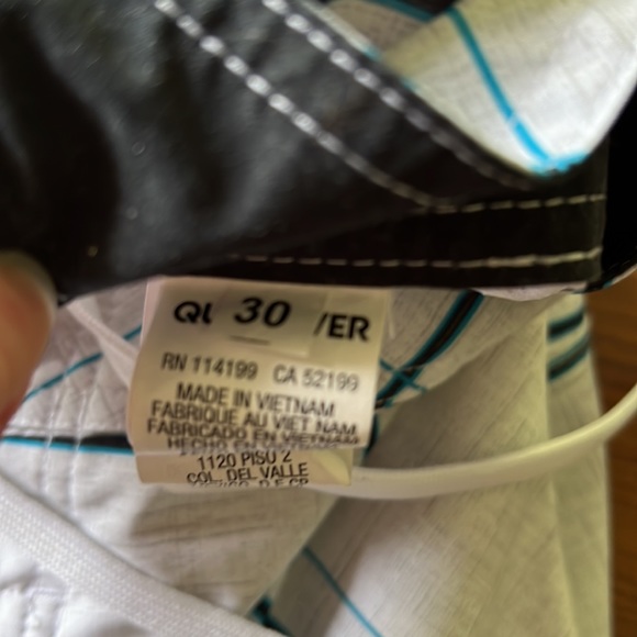 Quicksilver board shorts - Picture 3 of 5